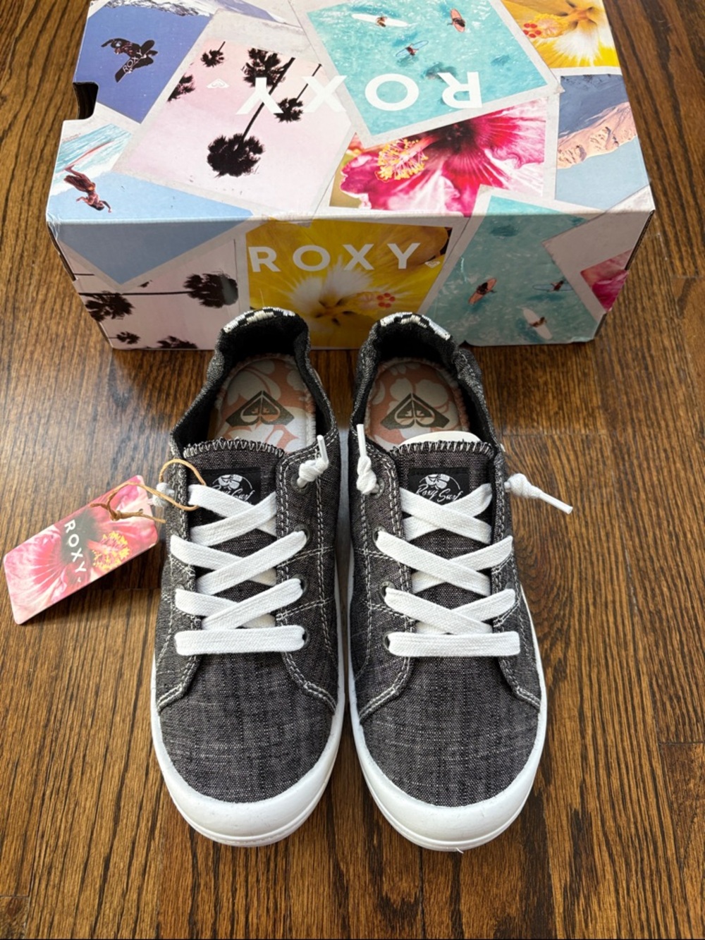 NWT, Roxy Bayshore Plus Sneakers!
